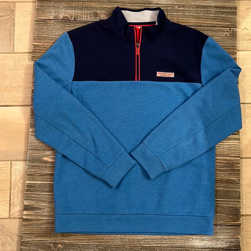 Vineyard Vines, Mens 1/4 zip, Sz M